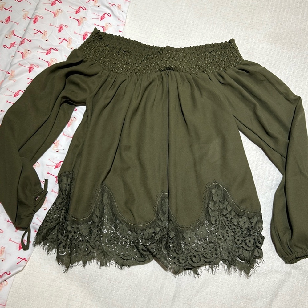 Abercrombie & Fitch NWOT top